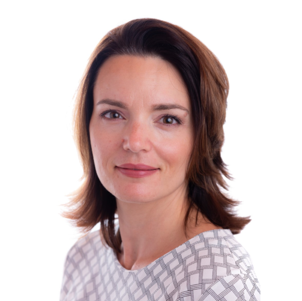 {{ picture_of_text }} {{ content.blog_author.display_name }}